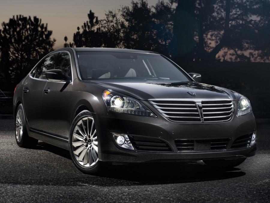  Hyundai Equus 2013 года  (US) (фото 7 из 13)